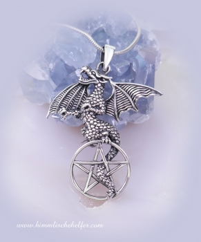 Drache mit Pentagramm, Kettenanhänger aus 925er Silber - Schutz und Drachenkraft